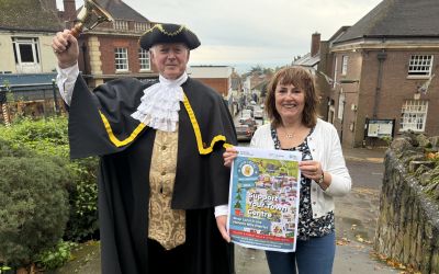 NEWS: Hear ye! Hear ye! Shop local this Christmas!