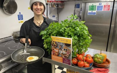 Council re-launch £500 support scheme for apprentices